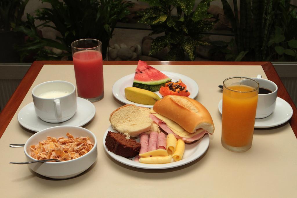 Hotel Pouso Alegre Campo Grande  ภายนอก รูปภาพ